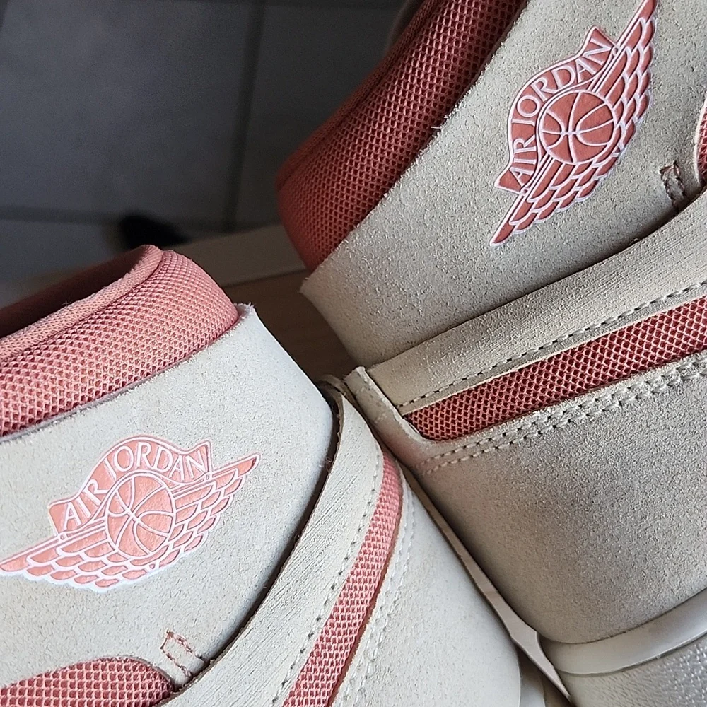 Air Jordan 1 Zoom CMFT 2